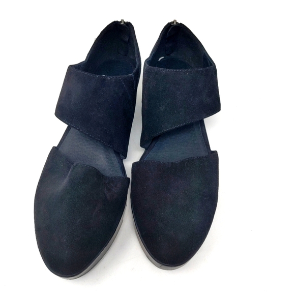 Eileen Fisher Turban Asymmetrical Wedge Black Suede Size 8 - Picture 6 of 11